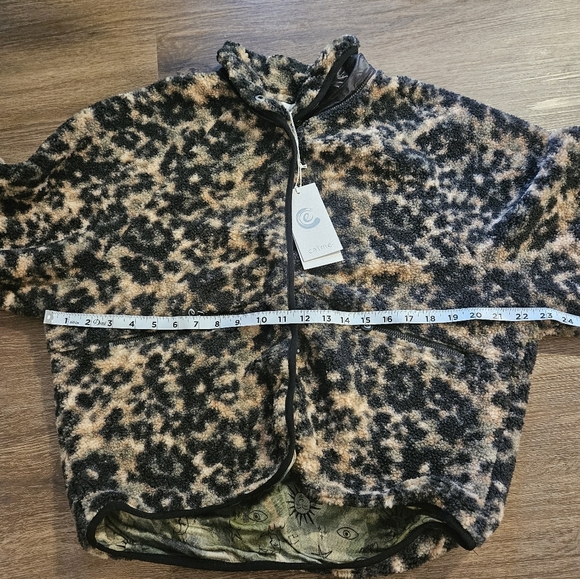 NWT Johnny Was Calme Fleece Shapra Jacket Black and Tan Floral Printed - Picture 11 of 14